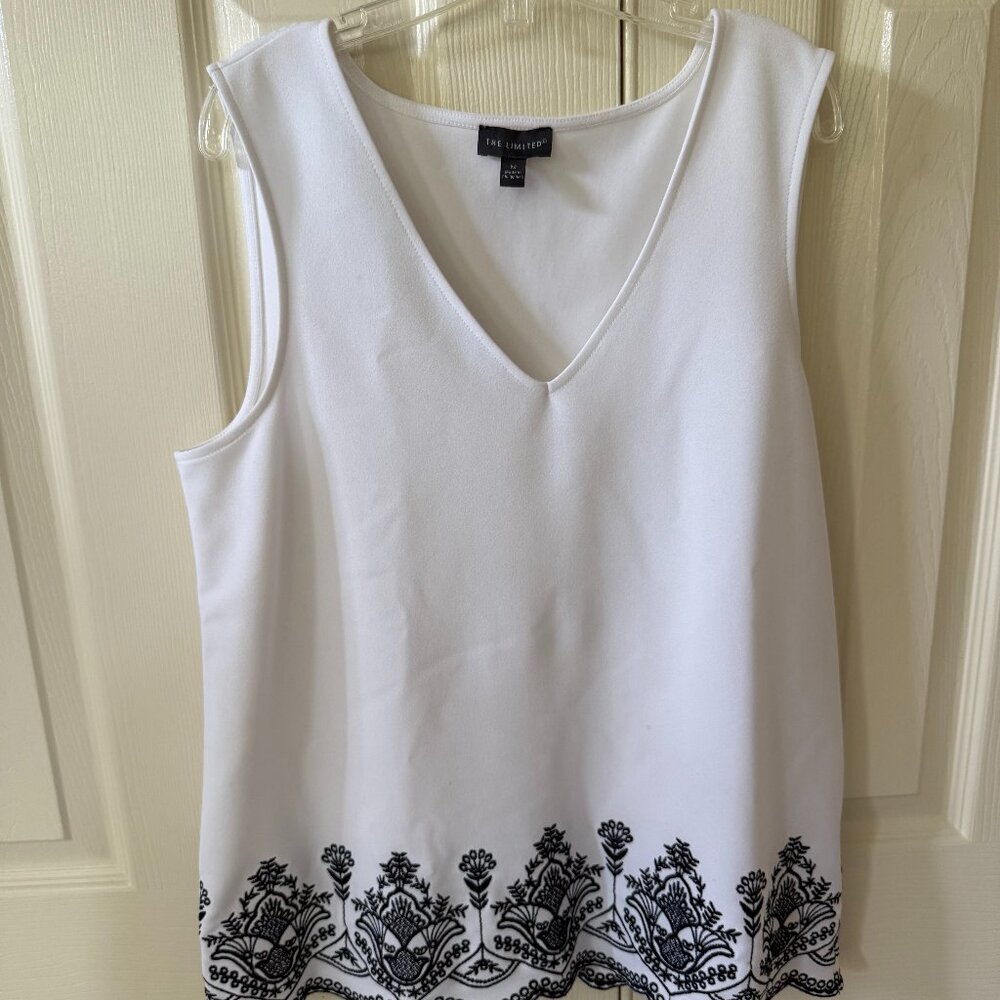 The Limited, Size M, White with Black Embroidery Detail